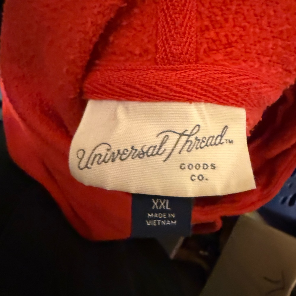 Universal Thread Red Pullover Hoodie with Drawstring - Picture 4 of 5